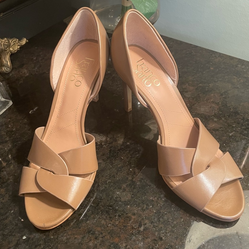 Franco Sarto Hanita Open-Toe d’Orsay Pump Size: 6.5